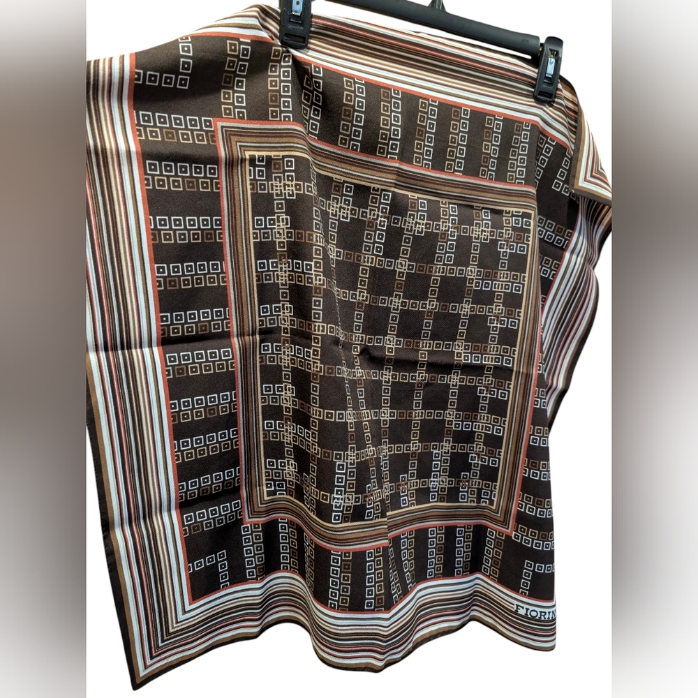 Fiorini Brown and White Geometric Scarf